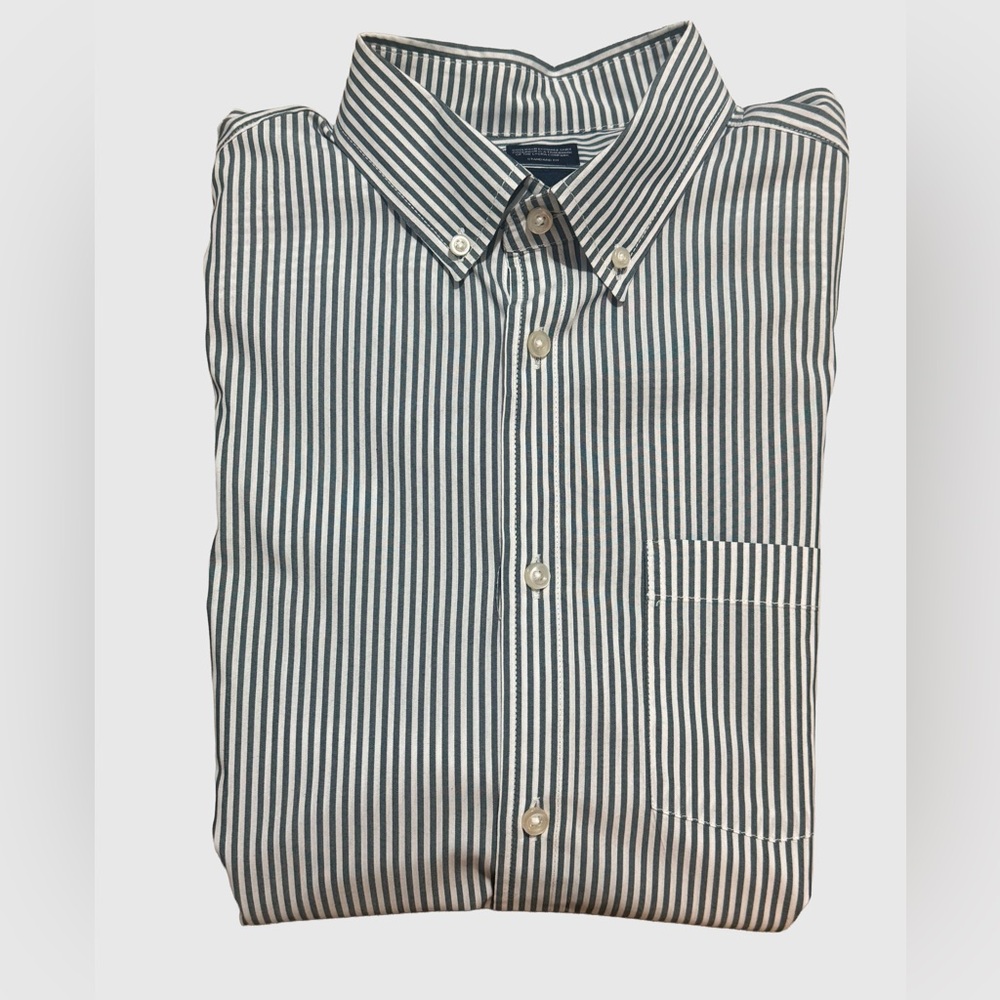 GAP Men's Green and White Striped Casual Shirt